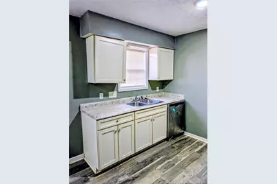 1013 Whiskerlake Drive, Fayetteville, NC 28312 - Photo 7