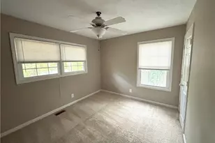 229 Lansdowne Rd, Fayetteville, NC 28314 - Photo 13