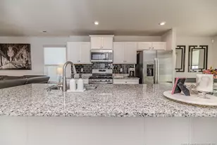 38 Clove Hitch Ln, Fuquay Varina, NC 27526 - Photo 7