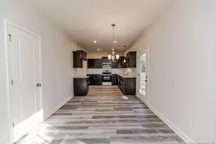 87 Onslow Ct, Spring Lake, NC 28390 - Photo 9