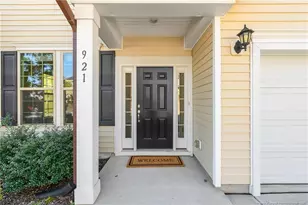 921 Stable Fern Dr, Fuquay Varina, NC 27526 - Photo 3