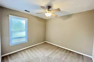 103 Peregrine Pl, Fayetteville, NC 28306 - Photo 9