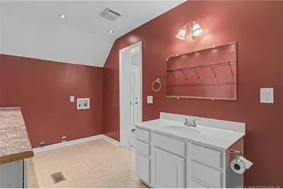 5550 Hedrick Drive, Fayetteville, NC 28303 - Photo 23