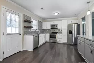 211 Chesters Rd, Roseboro, NC 28382 - Photo 5