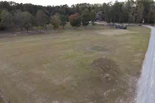 5671 Stewart Rd, Wade, NC 28395 - Photo 5