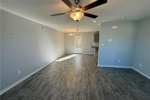 1045 Bombay Dr, Fayetteville, NC 28312 - Photo 7