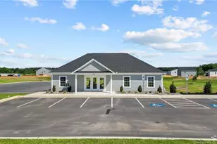 358 Arlington Dr, Raeford, NC 28376 - Photo 7