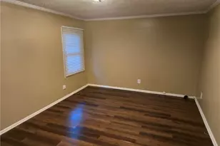 7027 Kittridge Dr, Fayetteville, NC 28314 - Photo 9