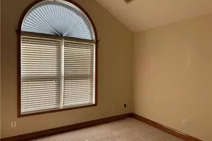 1935 Sunshine Ct, Hope Mills, NC 28348 - Photo 7