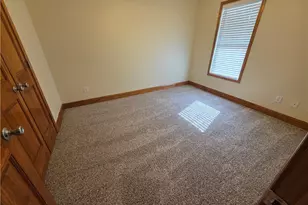 1935 Sunshine Ct, Hope Mills, NC 28348 - Photo 9