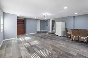 2101 N McMillan Ave, Lumberton, NC 28358 - Photo 11