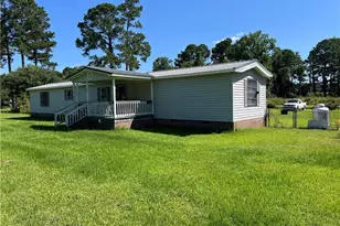 471 Ball Park Rd, Lumberton, NC 28358 - Photo 9