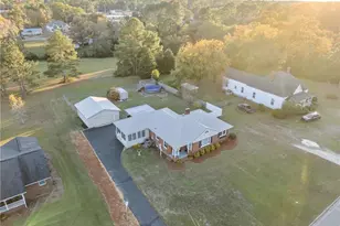 510 E Donaldson Ave, Raeford, NC 28376 - Photo 35