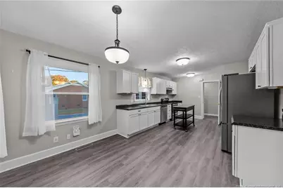 510 E Donaldson Avenue, Raeford, NC 28376 - Photo 15