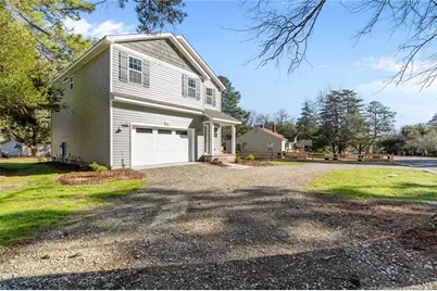 1010 W Saunders Avenue, Aberdeen, NC 28315 - Photo 3