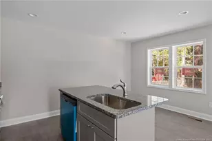 1010 W Saunders Ave, Aberdeen, NC 28315 - Photo 15