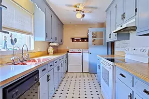 764 Old Vander Rd, Fayetteville, NC 28312 - Photo 9