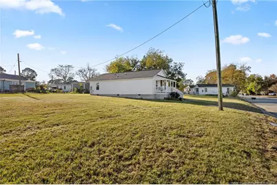 303 W Martin Street, Benson, NC 27504 - Photo 25