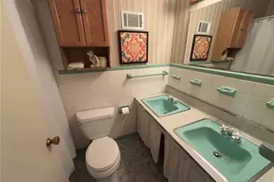 600 W 19th St, Lumberton, NC 28358 - Photo 13