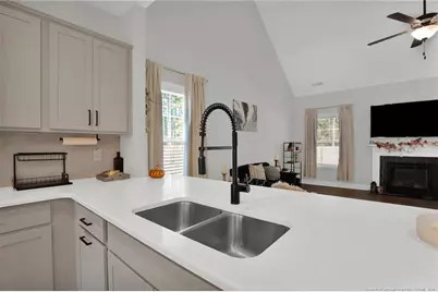 6939 Running Fox Road, Hope Mills, NC 28348 - Photo 11