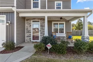 1423 Creekwood Rd, Hope Mills, NC 28348 - Photo 7