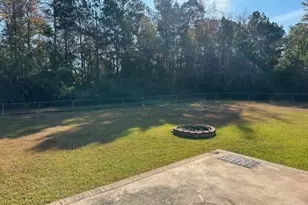 180 Castle Rd, Lumberton, NC 28358 - Photo 5