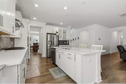 221 Umstead Street, Sanford, NC 27330 - Photo 17