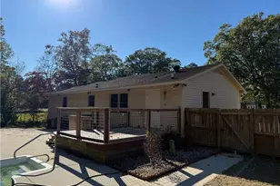 103 Spring St, Red Springs, NC 28377 - Photo 5