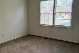 7175 Lansing Ct, Fayetteville, NC 28303 - Photo 9