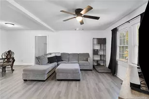 6493 Portsmouth Dr, Fayetteville, NC 28314 - Photo 5