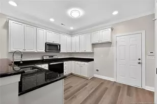 911 Cora Lee Dr, Fayetteville, NC 28303 - Photo 7