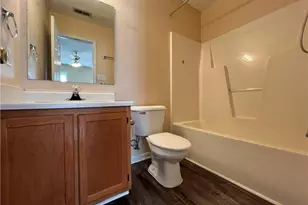 3250 Winesap Rd, Hope Mills, NC 28348 - Photo 9