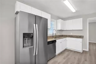 741 Southview Cir, Fayetteville, NC 28311 - Photo 17