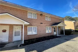 4959-B Galveston Dr, Fayetteville, NC 28303 - Photo 3