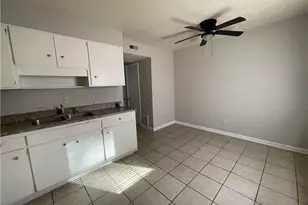 4959-B Galveston Dr, Fayetteville, NC 28303 - Photo 5