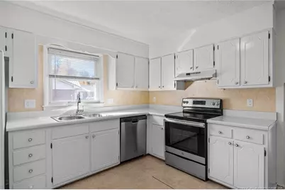 711 Goodyear Drive, Spring Lake, NC 28390 - Photo 9