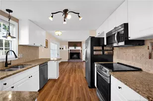 316 W Elwood Ave, Raeford, NC 28376 - Photo 5