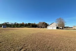 4851 Veasey Mill Dr, Wade, NC 28395 - Photo 5