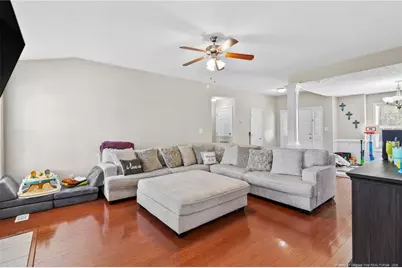 5925 Blue Sky Lane, Hope Mills, NC 28348 - Photo 9