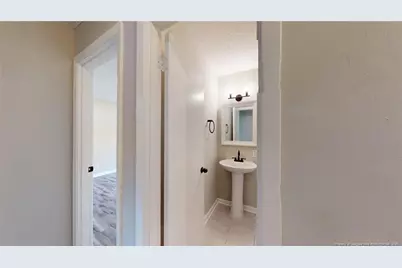 711 Bronco Lane, Fayetteville, NC 28303 - Photo 7