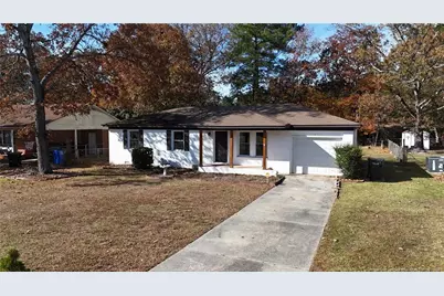 711 Bronco Lane, Fayetteville, NC 28303 - Photo 3