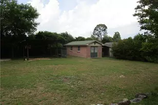 615 Galloway Dr, Fayetteville, NC 28303 - Photo 3