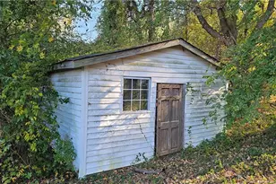 1801 Carthage St, Sanford, NC 27330 - Photo 33