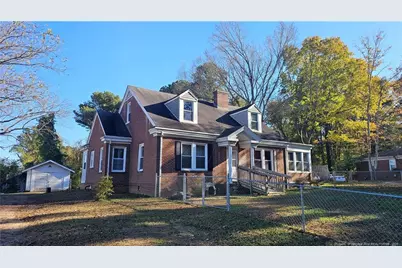 1801 Carthage Street, Sanford, NC 27330 - Photo 1