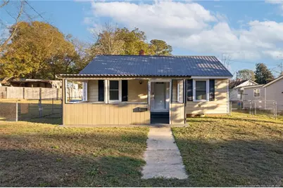 407 S Little Avenue, Dunn, NC 28334 - Photo 1