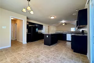 463 Broad Dr, Raeford, NC 28376 - Photo 7