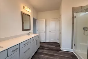 111 Driftwood Ct, Sanford, NC 27330 - Photo 23