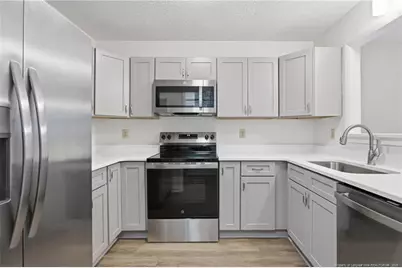 1210 Huntsman Court, Fayetteville, NC 28303 - Photo 9