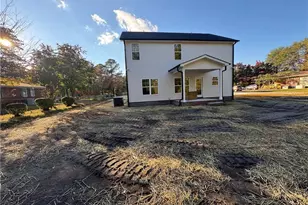 5855 State Rd, Hope Mills, NC 28348 - Photo 37