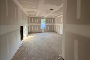 2118 Smith Rd, Hope Mills, NC 28348 - Photo 5